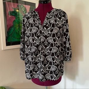 3/4 sleeve Elephant print Crown & Ivy top